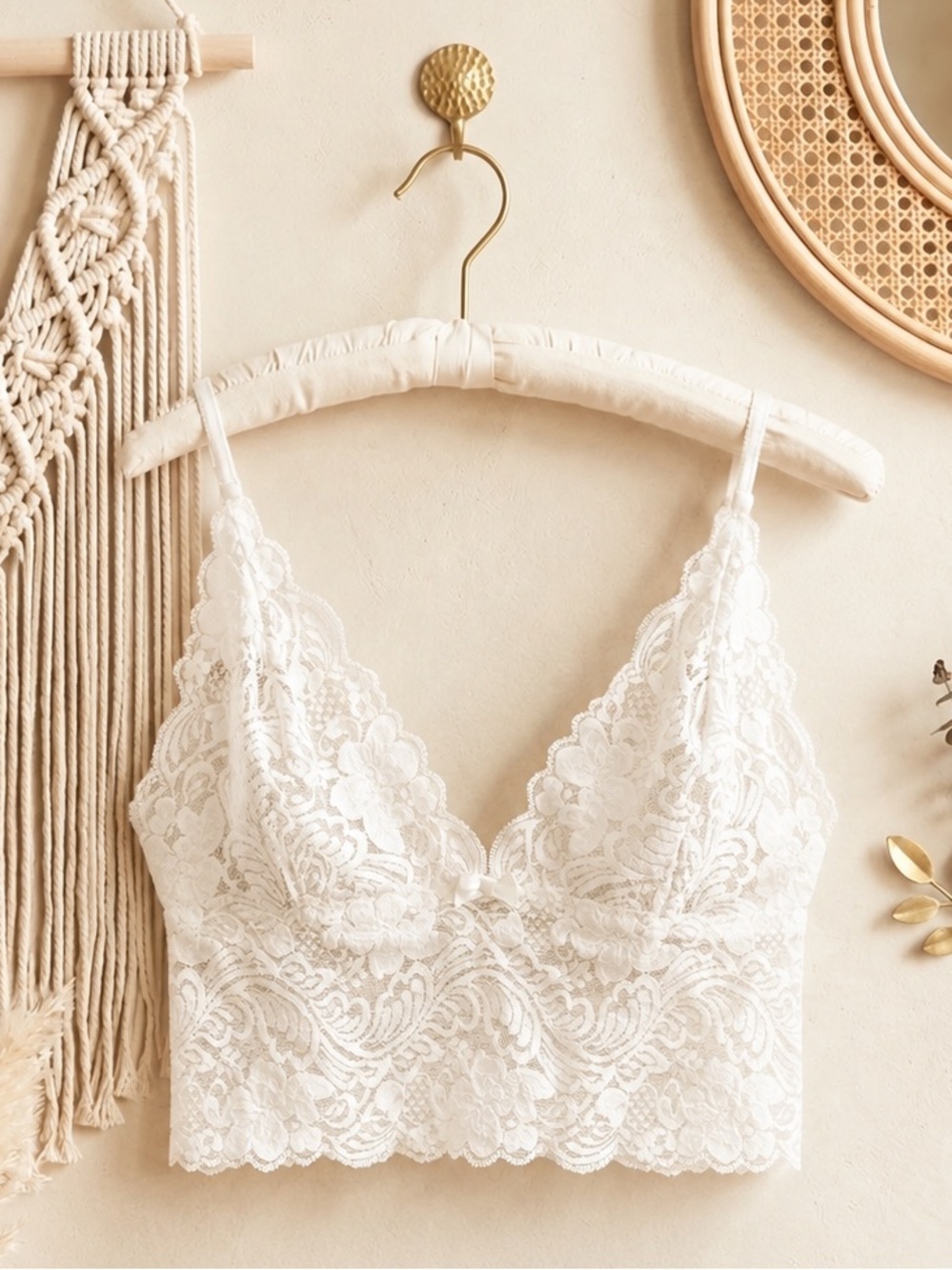 Fredericks Of Hollywood White Lace Bow Bralette